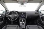 Volkswagen Golf TSI 5-Door 2017 года (NA)